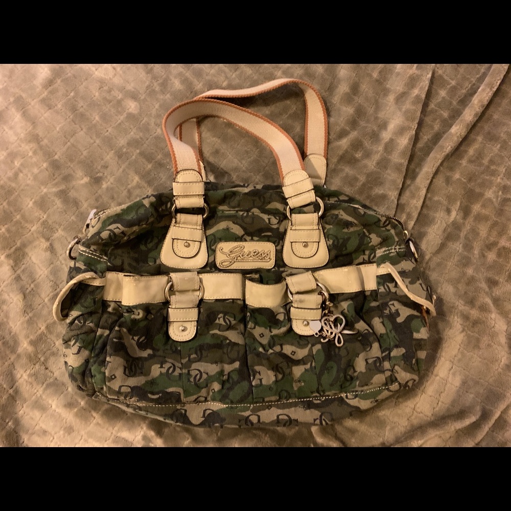 Guess Tote